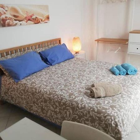 ポッツァッロCasa A 100Mt Mareアパートメント エクステリア 写真